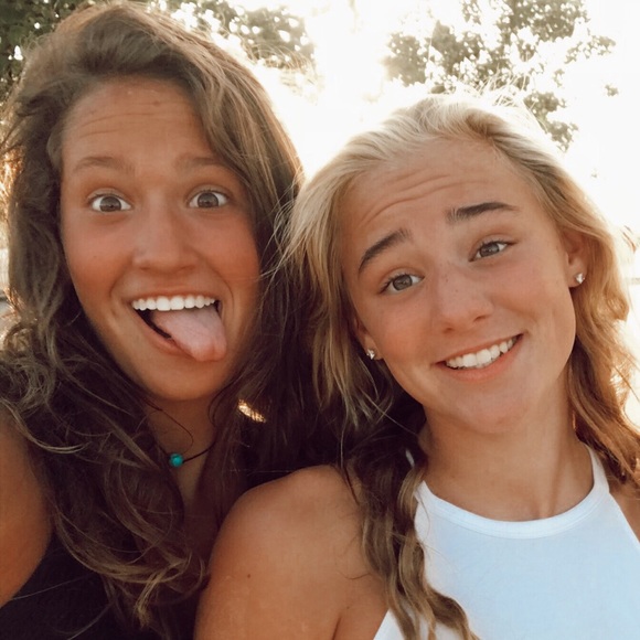 Meet your Posher, Anna - Picture 1 of 1